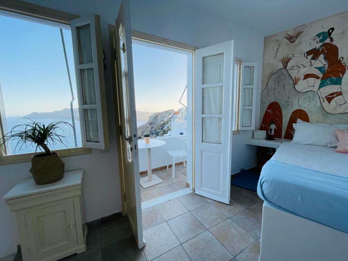 Blue Sky Cave House Villa Oia  Exterior photo