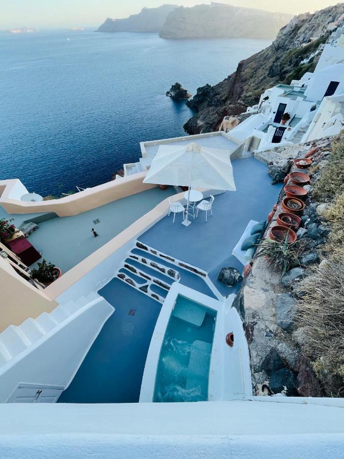 Blue Sky Cave House Villa Oia  Exterior photo