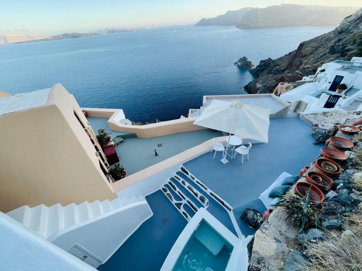 Blue Sky Cave House Villa Oia  Exterior photo