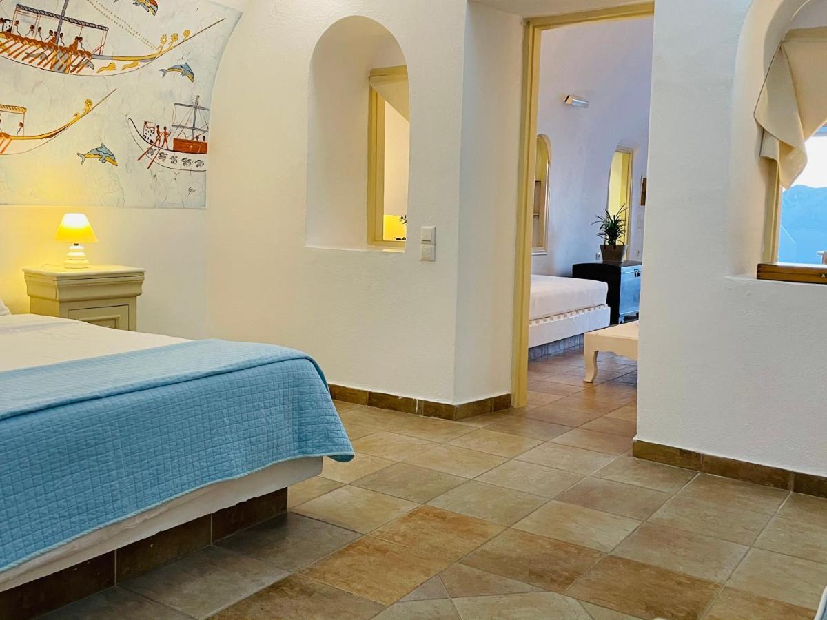 Blue Sky Cave House Villa Oia  Exterior photo