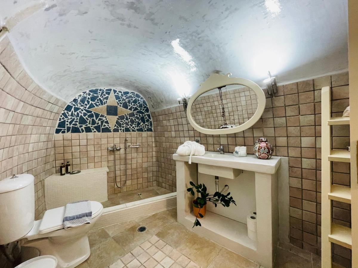 Blue Sky Cave House Villa Oia  Exterior photo