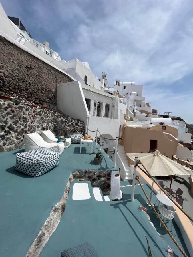 Blue Sky Cave House Villa Oia  Exterior photo